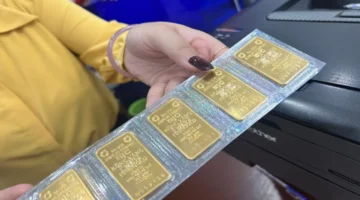 قفزة غير متوقعة تدفع سعر سبائك الذهب نحو 187 مليون دونغ فيتنامي للتايل الواحد